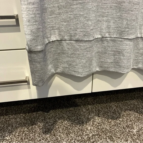 White House Black Market Gray Tunic Top - Picture 7 of 11